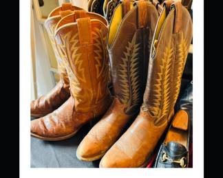 Vintage men’s cowboy boots
Nocona
Griffith Blucher
Tony Lamas