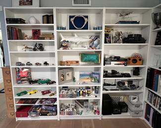 ***Shelving/Bookcases NOT FOR SALE*** Everything Else For Sale