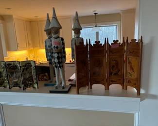 Asian screens, clown statues