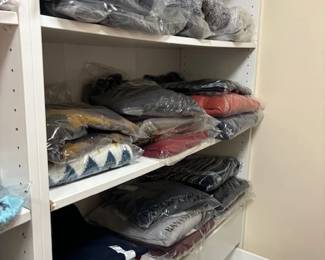 NWT 2xl in packages men;s tees, pullovers, pjs and more - all from GAP, J CREW, MACYS, POLO and more!