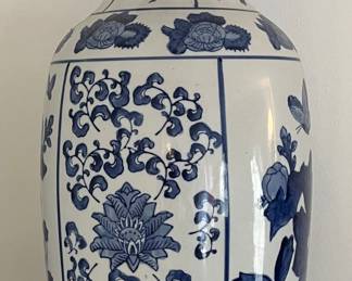 chinoiserie vase