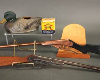Vintage Daisy BB guns & hunting lot