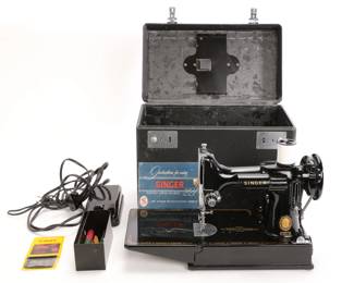 Singer Featherweight Sewing Machine
