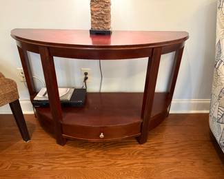 #7 Broyhill console table 48x18x29 $70.00