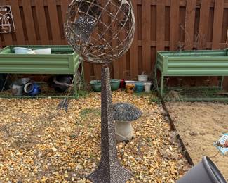#57 Metal yard art 52"H $30.00