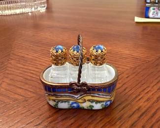 #40 Limoges trinket perfume box $30.00