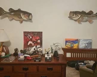 Children's furniture, decorative items, games and more.