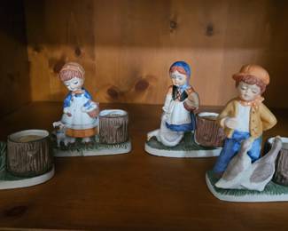 Various decorative items, some vintage from Europe, and including Currier and Ives, Spode, and Anchor Hocking pieces.