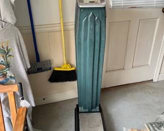 Art Deco Penny Scale