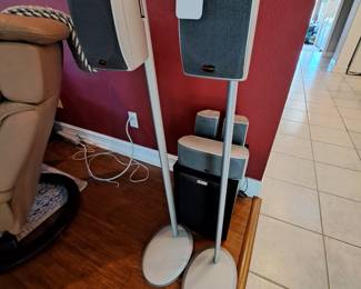 6 PIECE SPEAKER SET