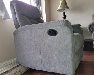 $50 -Saturday on recliner
