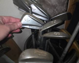 Golf club set with bag