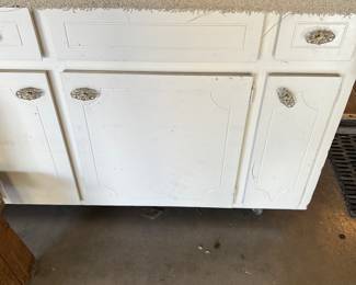 GARAGE CABINET - ON WHEELS