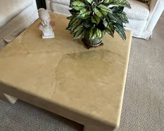 39.5" SQUARE COFFEE TABLE $35.00 AVAILABLE FOR IMMEDIATE PURCHASE WITH PICK UP DURING THE SALE