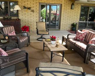 SETTEE, 2 CHAIRS, 2 OTTOMANS