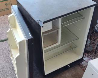 U Line Combo 75F Mini Fridge