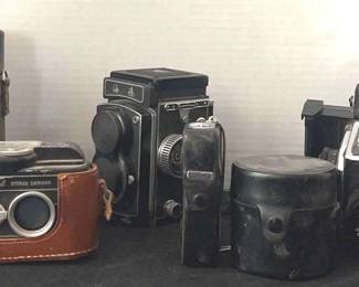 Vintage CamerasLenses Minolta Japanese, ViewMaster, Seagull, Polaroid Hubb 88, Pacoflex Cosina