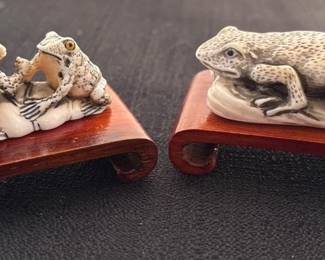 Antique Japanese Netsuke Frogs On Lily Pad Perched
