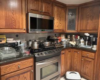 Oven and microwave are not for sale. 