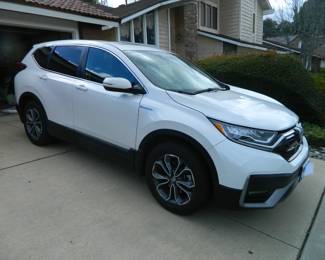 2022 Honda AWD hybrid CR-V Ex-L with only 22,000 miles.  This car is available for pre sale and is in excellent condition both visually and mechanically. Please do not call the office number for info. I can be reached directly at 714 499 4199, ask for Robert. We have both key fobs, the car manuals and the title. There is also a transferable warranty good until October 2030 or 120,000 miles. The cost to transfer the warranty is $50.00 and must be completed within 20 days of purchase.