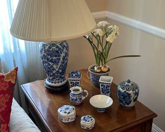 Gorgeous Henredon tables - Must see. 