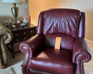 Beautiful leather Lazy Boy Swivel, rocking recliner. 