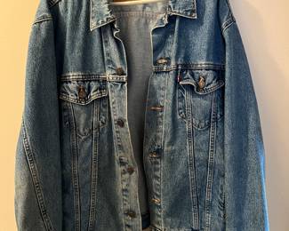 Levi’s jacket Made In USA (XL)