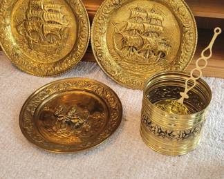 Vintage Hammerd Brass Plates