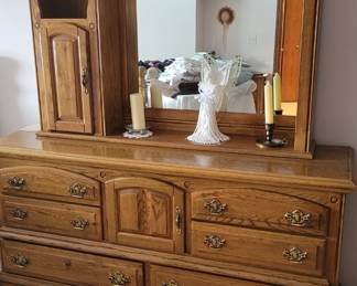 Beautiful Oak Dresser With Mirror