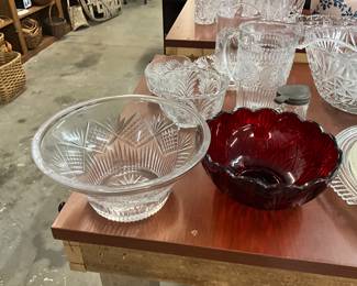 Wedgewood Crystal Glass Bowl & Red Godinger Dublin Bowl