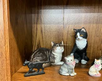 Porcelain, Metal, Pewter - Franklin Mint, Napco & Misc Kitten/Cat Figurines