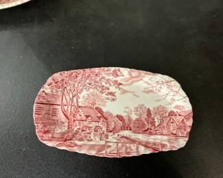 Johnson Brothers Staffordshire Cotswold Pink Serving Dish
