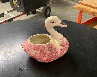 Clinchfield Artware Pottery Pink Swan Planter