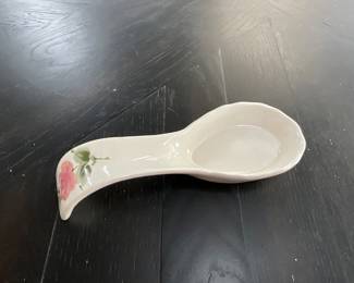 Gibson Designs Roseland Ceramic Spoon Rest 