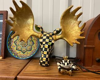 MacKenzie Checkered Moose Head & Frog