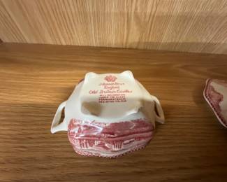 John Brothers Old Britain Castles Red Sugar Bowl w/Lid