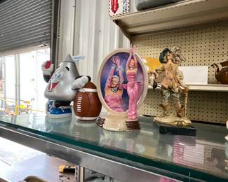 Hershey's Kiss Candy Dispenser - Bradford Exchange Marily Monroe Figurine