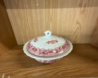 Royal Wessex Indiana Red Willow Covered Serving Dish