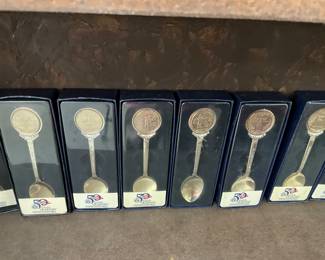 Souvenir US Quarters Souvenir Spoons 