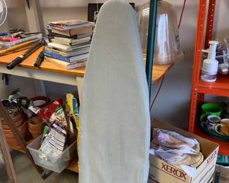 Sturdy ironing board