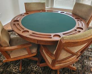 Fabulous gametable w/4 swivel chairs!!!