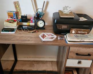 Cute desk