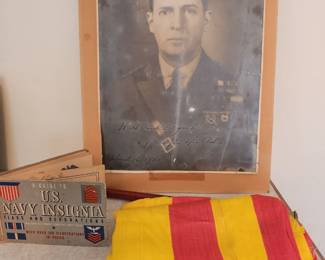 Signed photograph of Douglas MacArthur