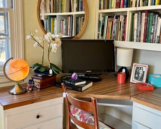Clore Furniture Set of chairs, MCM Globe lamps, MCM mirrors, desk objects, Computer....