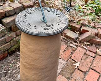 VIRGINIA METAL CRAFTERS SUNDIAL
