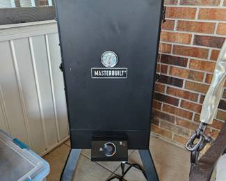 Masterbuilt Smoker