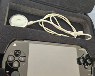 PSP with Case & games (tested)