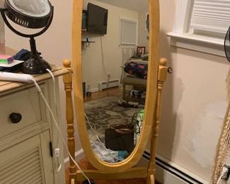 standing full mirror