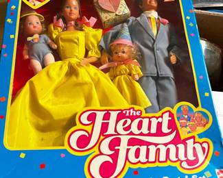 #231	Mattel the Heart family surprise party set 	 $40.00 			
