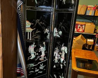 #58	Black Asian style 4 panel screen 2 sided mother of pearl ladies 18x72 each panel	 $125.00 			
